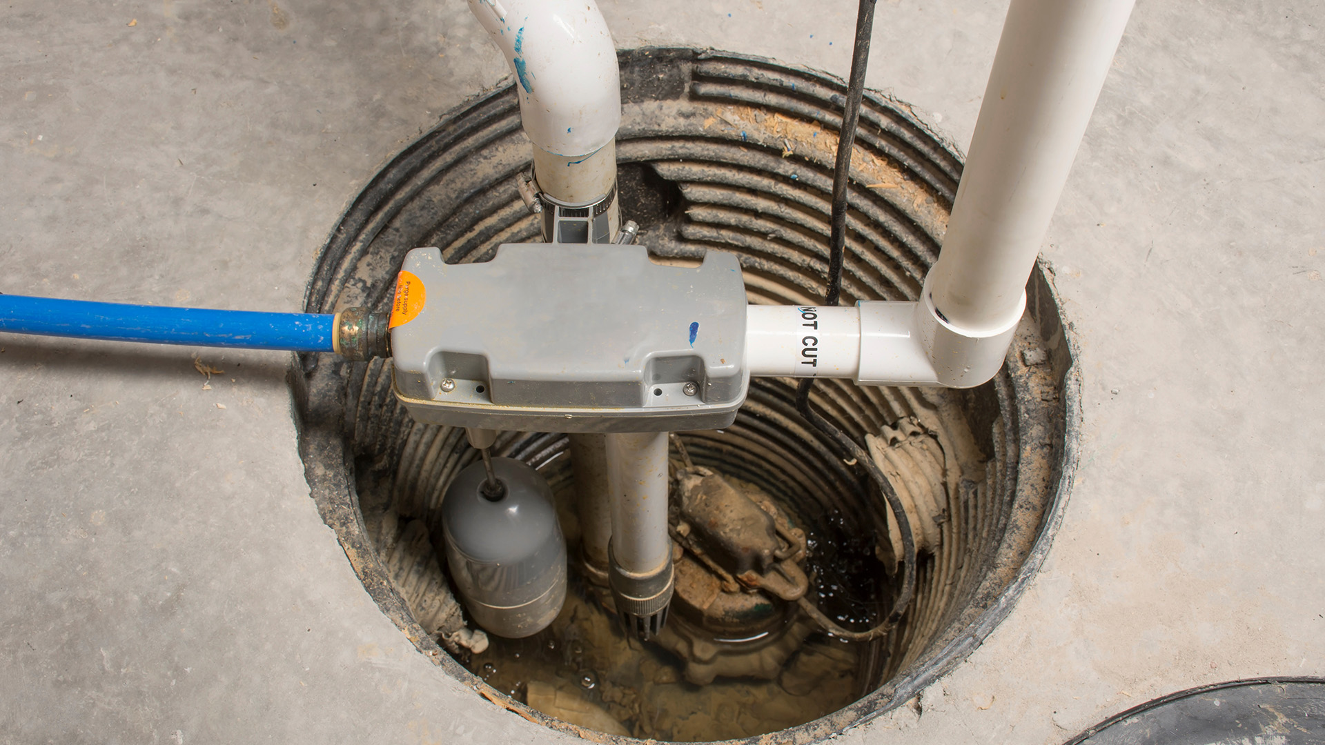 Water-powered sump pump